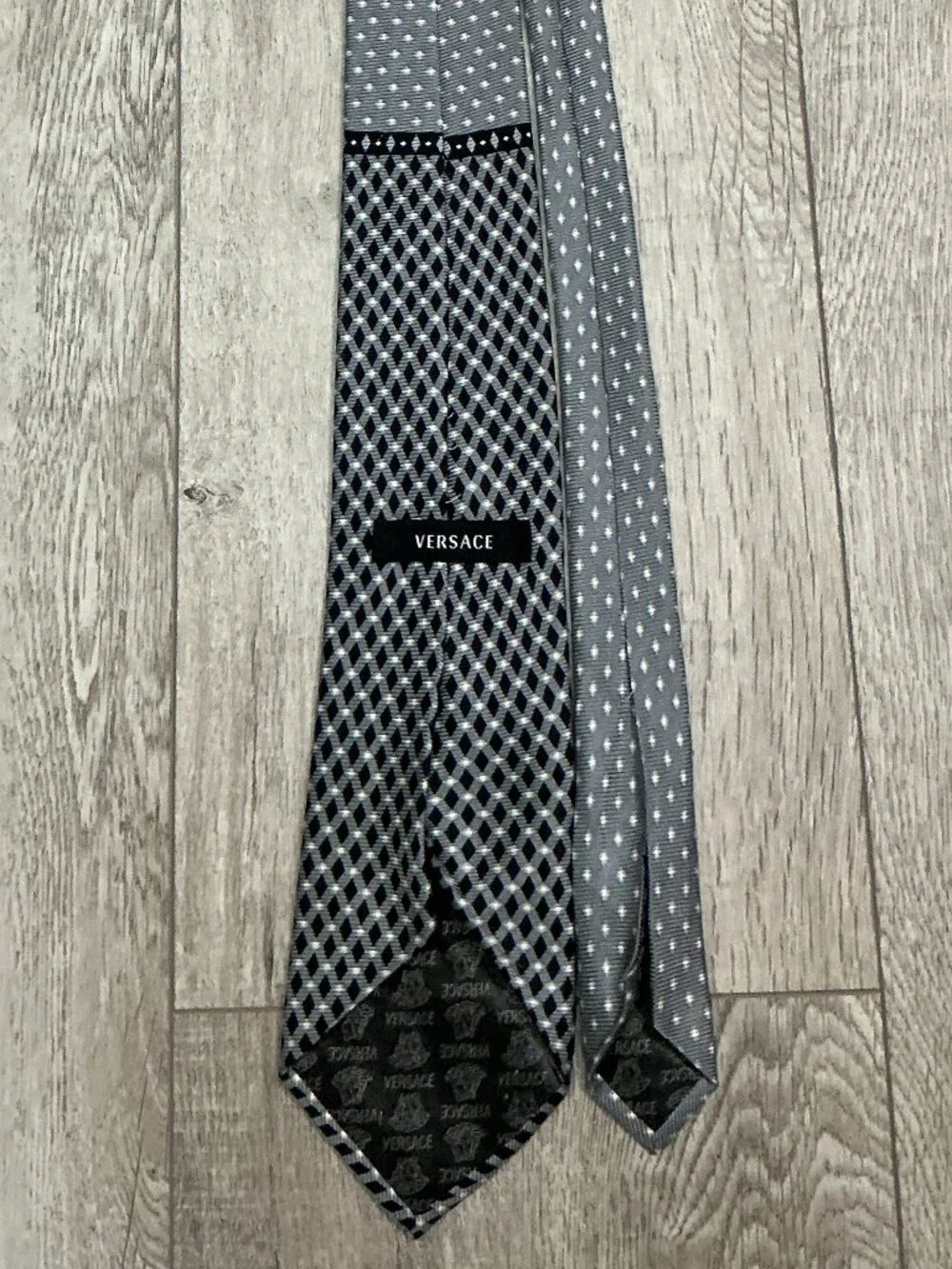 Gianni Versace Gray Black Geometric Silk Tie - Flawed